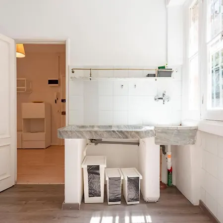 Altido Bright 2br Apt Right Next To The Waterfront Portofino